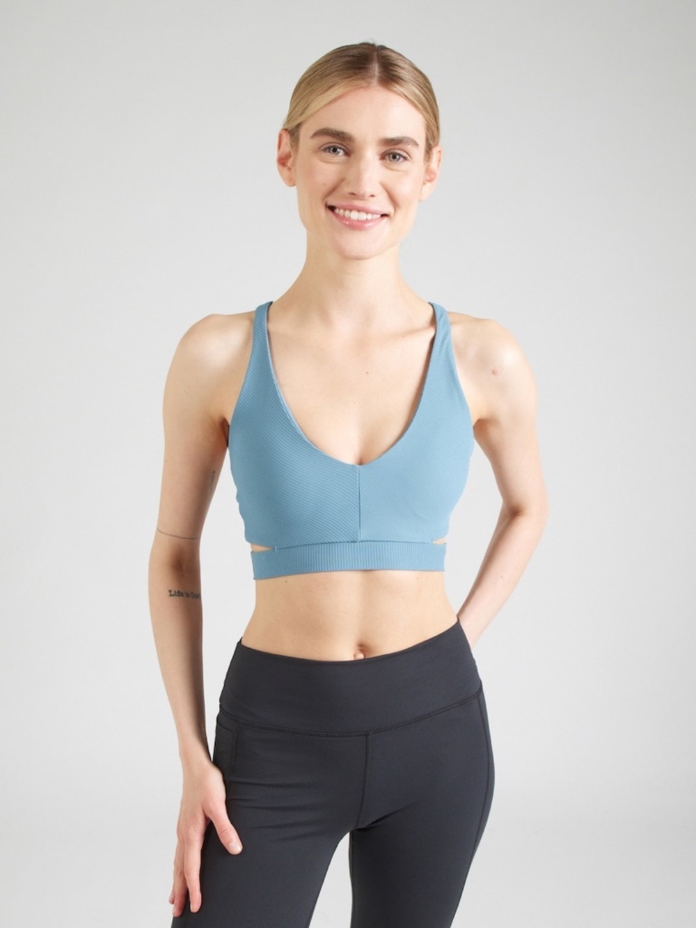 NWT Nike Zenvy in Sky Blue Ribbed V‑Neck Cutout Wireless Racerback Sports Bra Sm - Picture 4 of 12